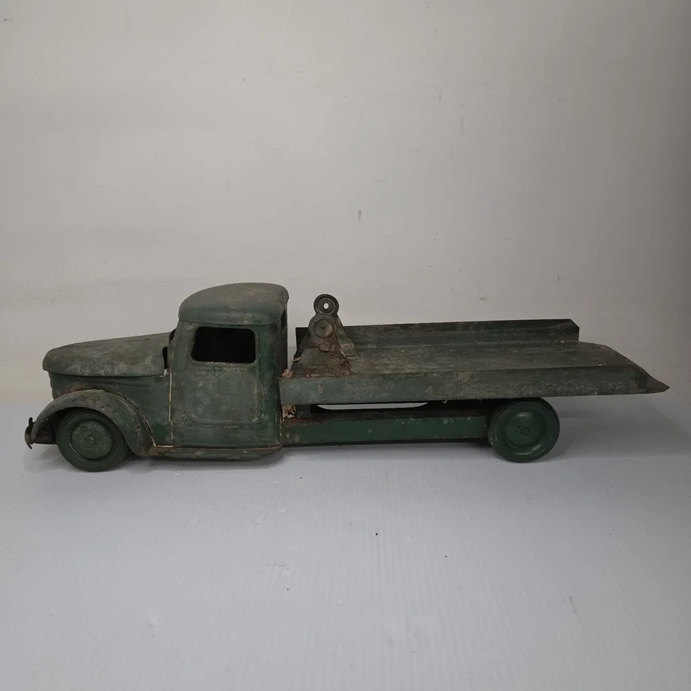 Vintage Strutco Flat bed Hauler